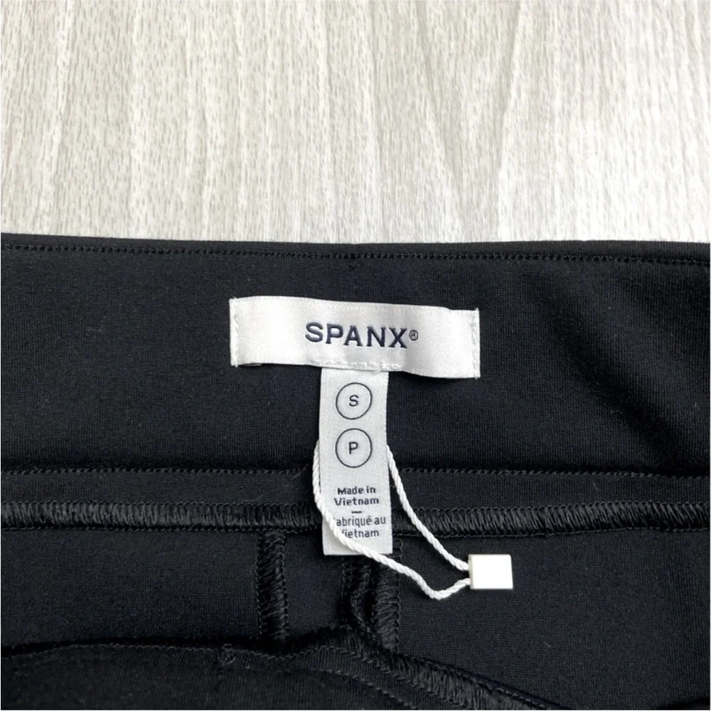 SPANX Super Smooth Perfect Fit Ponte Kick Flare Black trouser pant - Picture 11 of 12